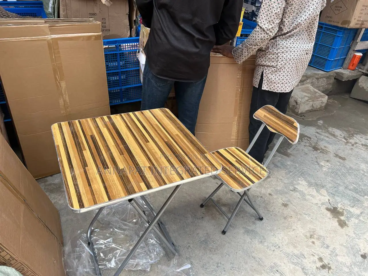 Foldable Reading Table