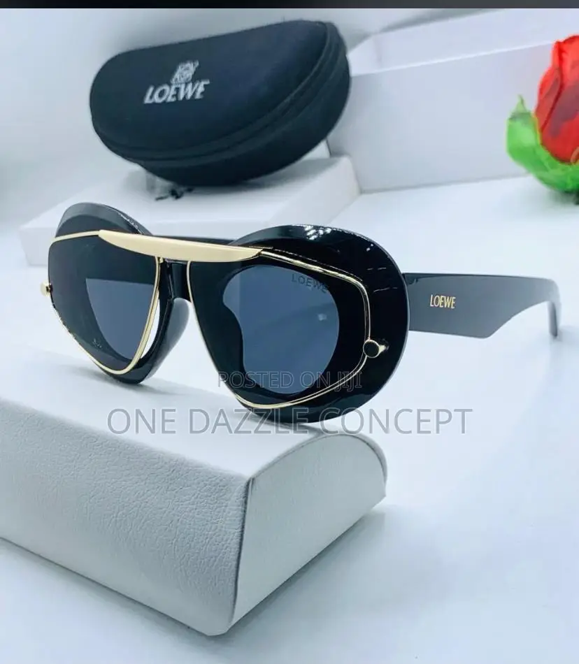 Oval Frame Loewe Eyewear