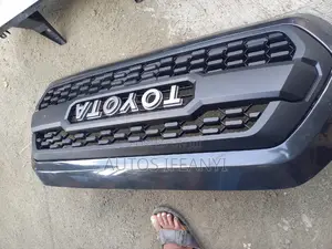 Front Grill Toyota Tacoma 2022