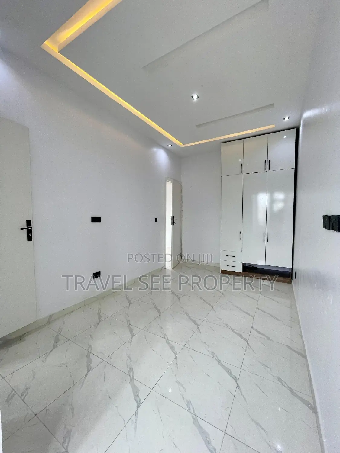4bdrm Duplex in Private Estate Ajah for sale