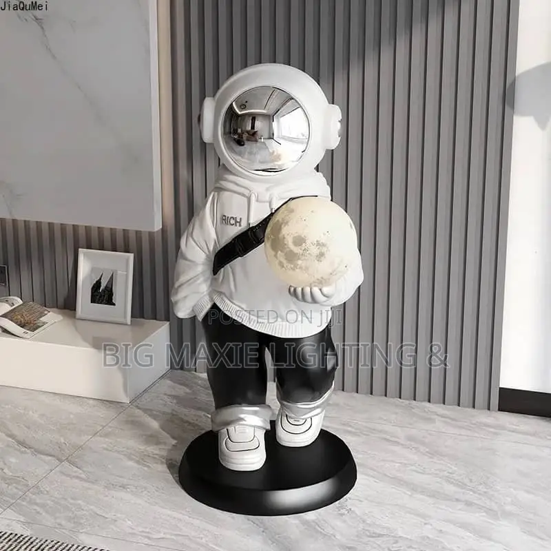 Home Decor Creative Luminous Astronaut Statue Floor Lamp