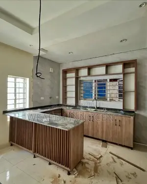 5bdrm Duplex in Guzape District for rent
