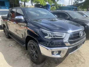 Toyota Hilux 2021 Black