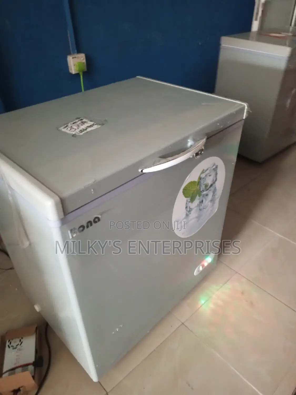 Bona Sollar Freezer