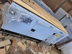 {€}15kva Perkins Diesel Soundproof Generator 100% Copper Coi