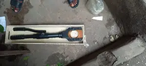 Hydraulic Cable Cutter (Big Size and the Small Size Is A)