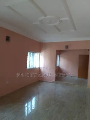 3bdrm Block of Flats in Port-Harcourt for rent