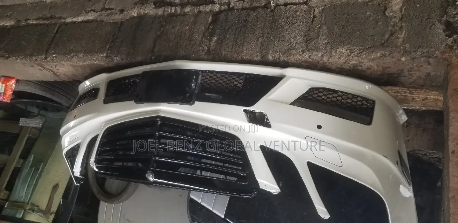 E350 2010 Complete AMG Front Bumper With Grill