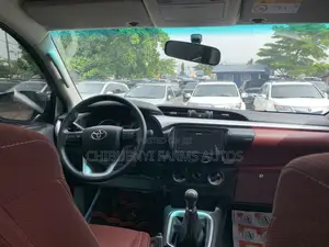 Toyota Hilux 2022 Matt Black