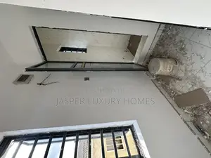 Mini Flat in Yaba for rent