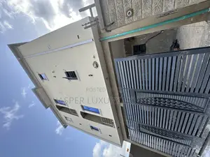 Mini Flat in Yaba for rent
