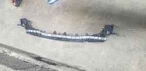 C300 2017 Front Bumper Support