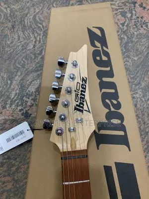 Quality Ibanez GRX 40 Lead Guitar