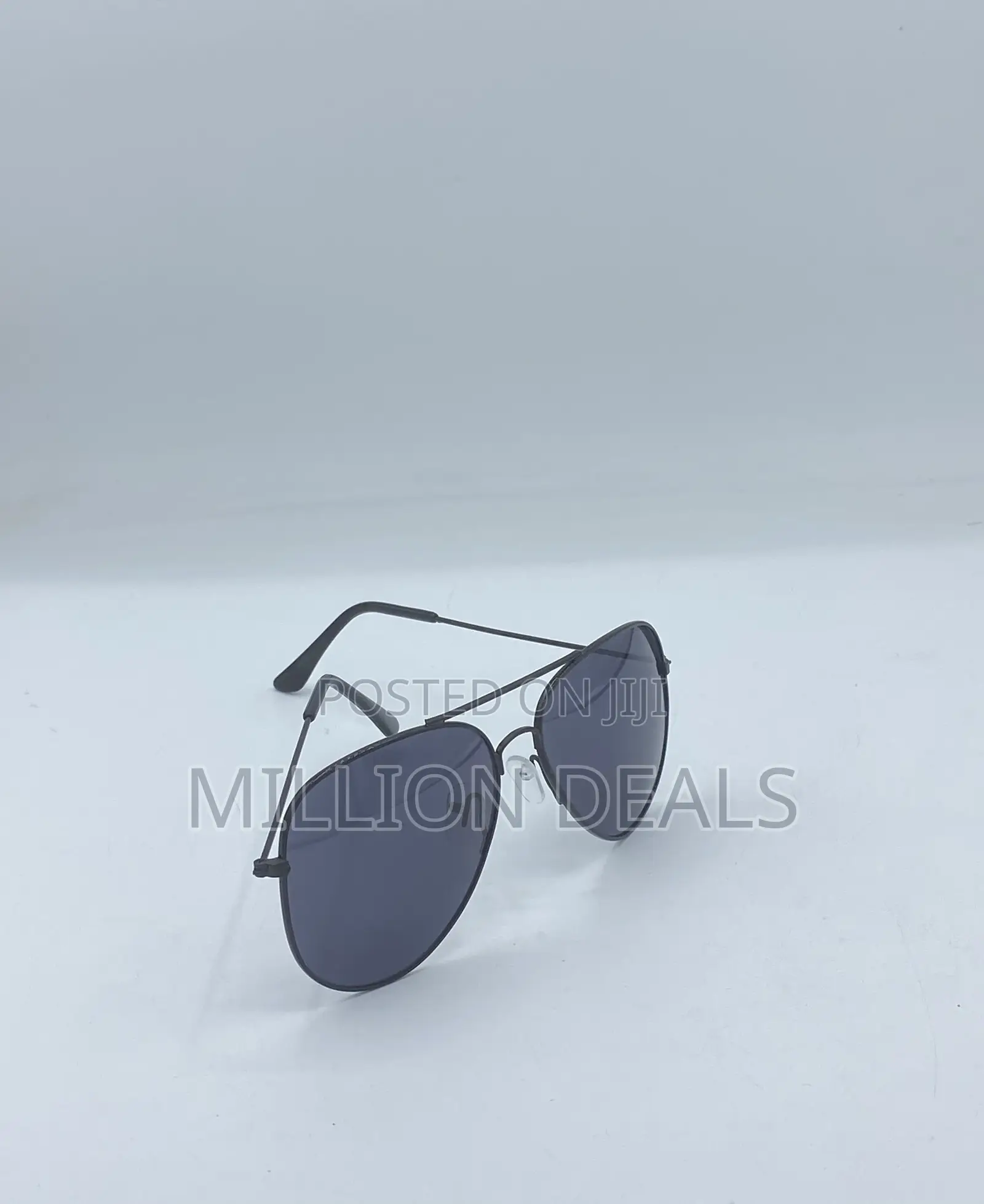 Black Light Weight Men’S Sunglasses Aviator