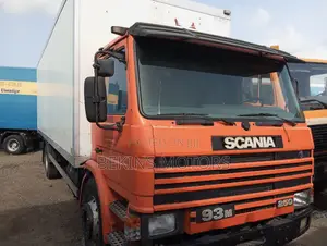Foreign Used Scania 93m, 250 Cap 2001 Orange