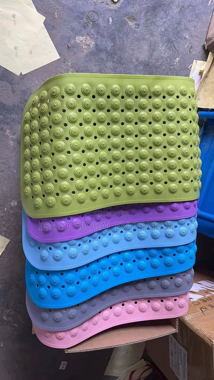 Anti-Skid Bathroom/Bathtub Mat With Massage Function