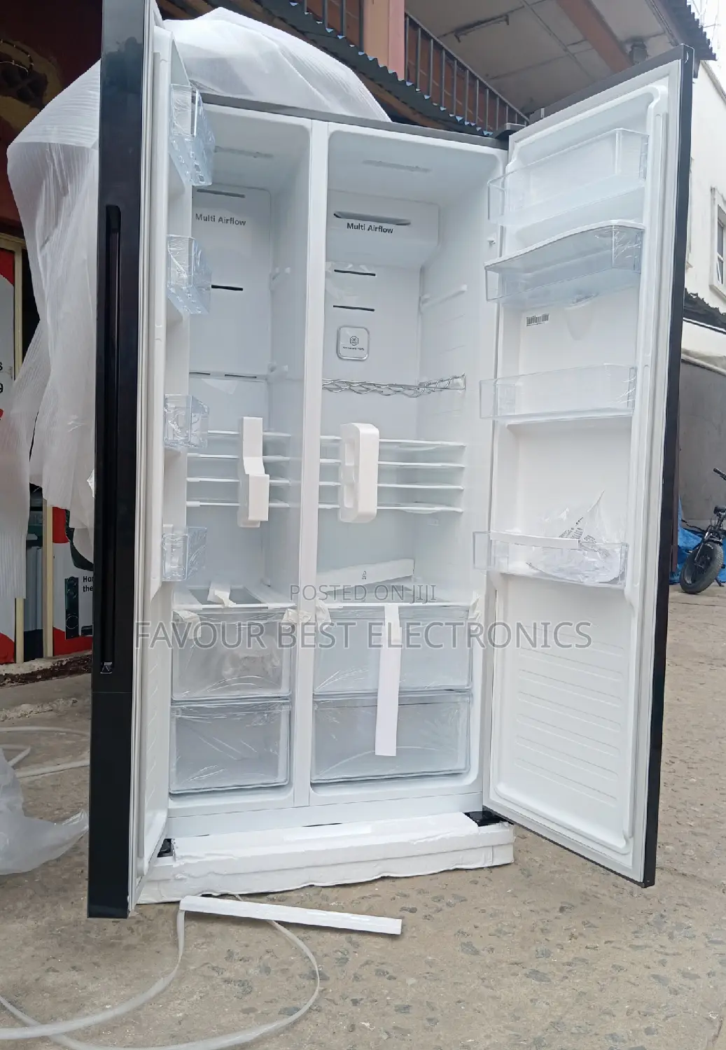 Hisense 529l Side by Side Inverter Fridge + Dispenser (98w)