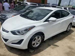 Hyundai Elantra 2014 White