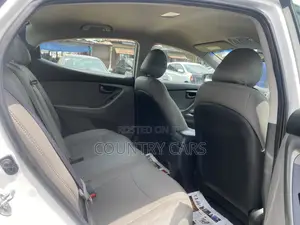 Hyundai Elantra 2014 White