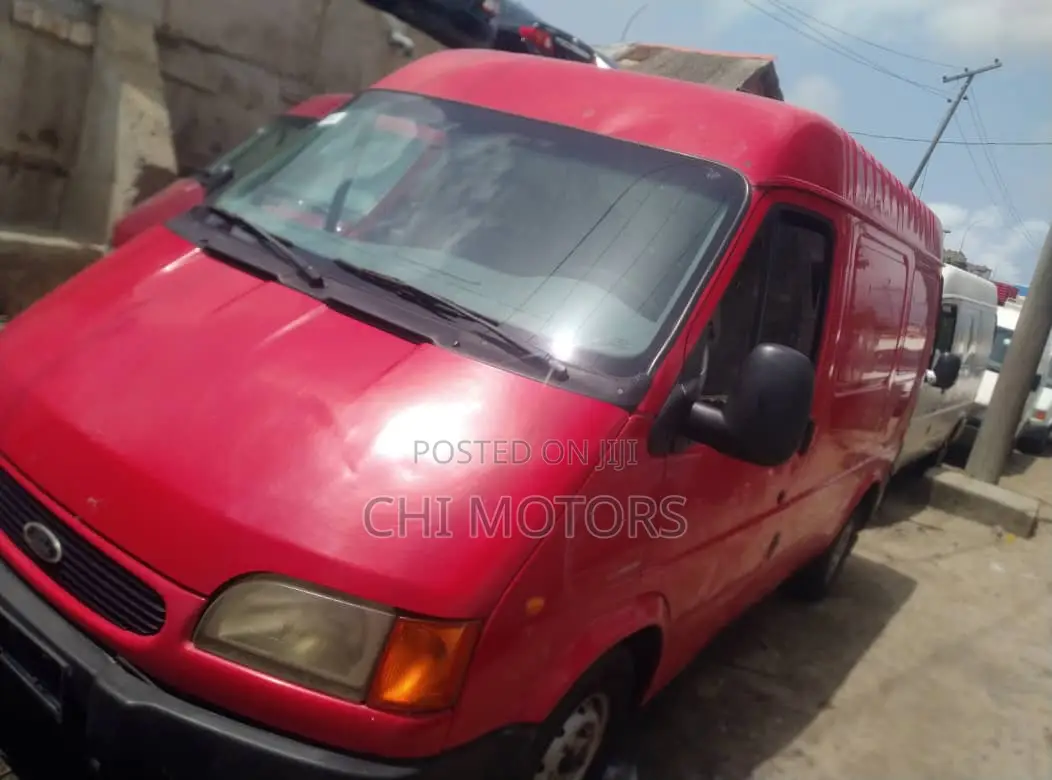 Ford Transit 2002 Red