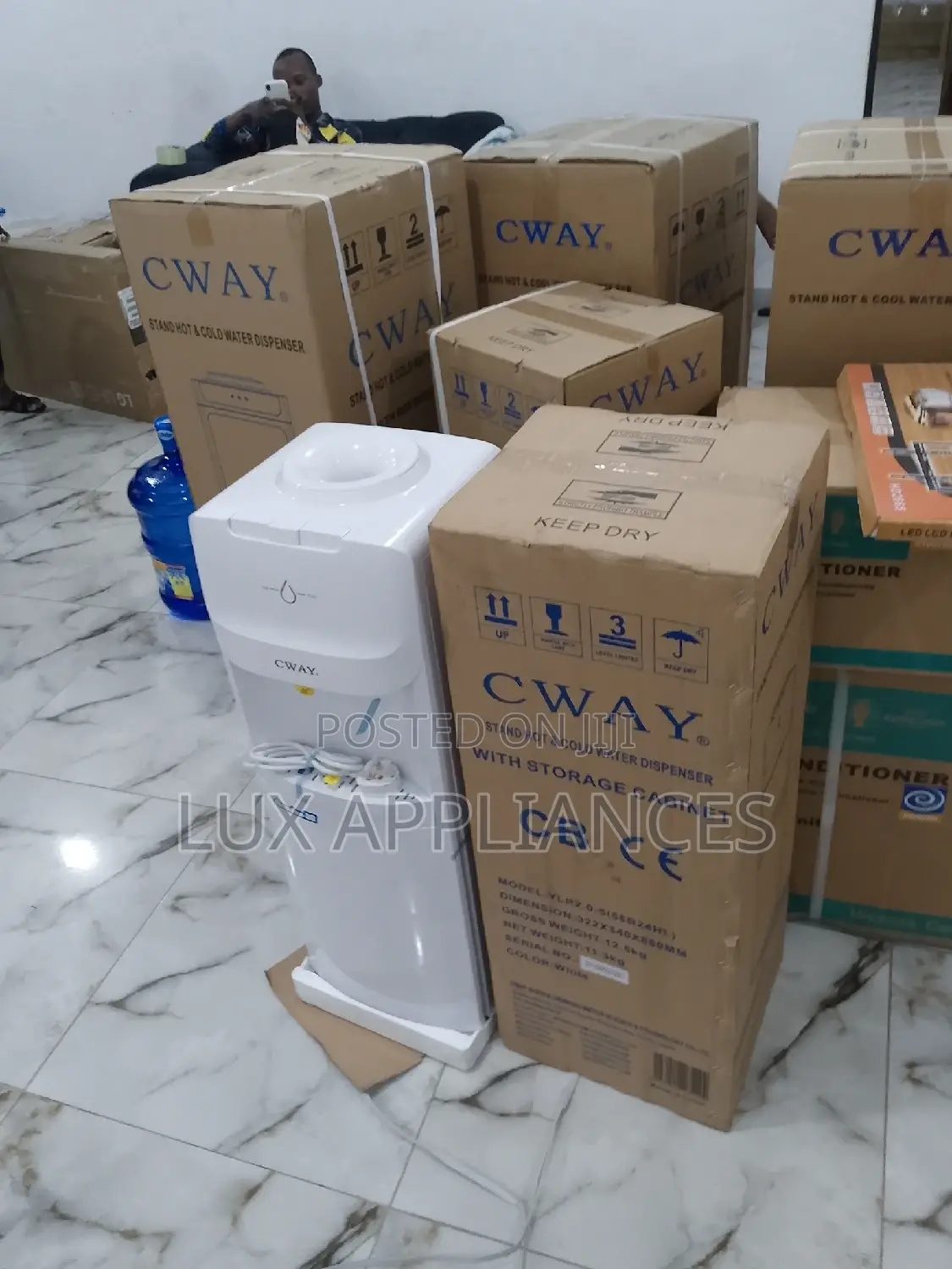 Easy to Operate Cway Water Dispenser