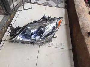 Headlamp Lexus Lx 460 2010 Model