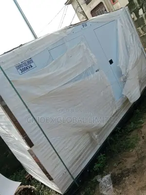 300 Kva Perkins Soundproof Diesel Generators100% Copper Coil