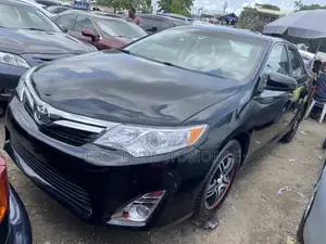 Photo - Toyota Camry 2013 Black