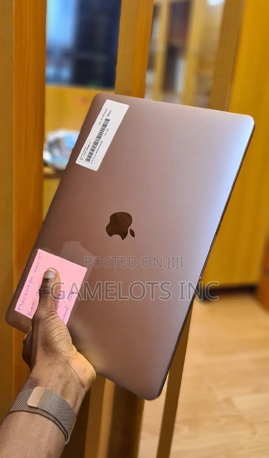 Laptop Apple MacBook Pro 2020 16GB Intel Core i7 SSD 512GB