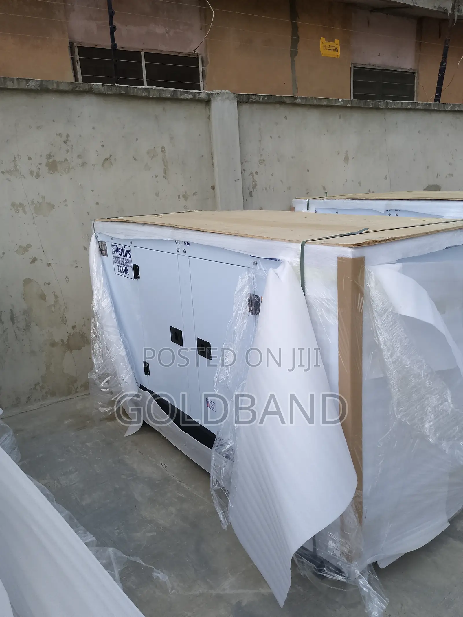 Perkins 22kva Soundproof Generator