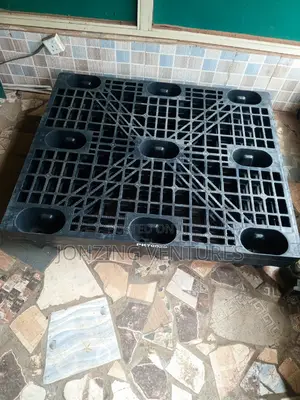 Photo - Durable Plastic Pallets.
