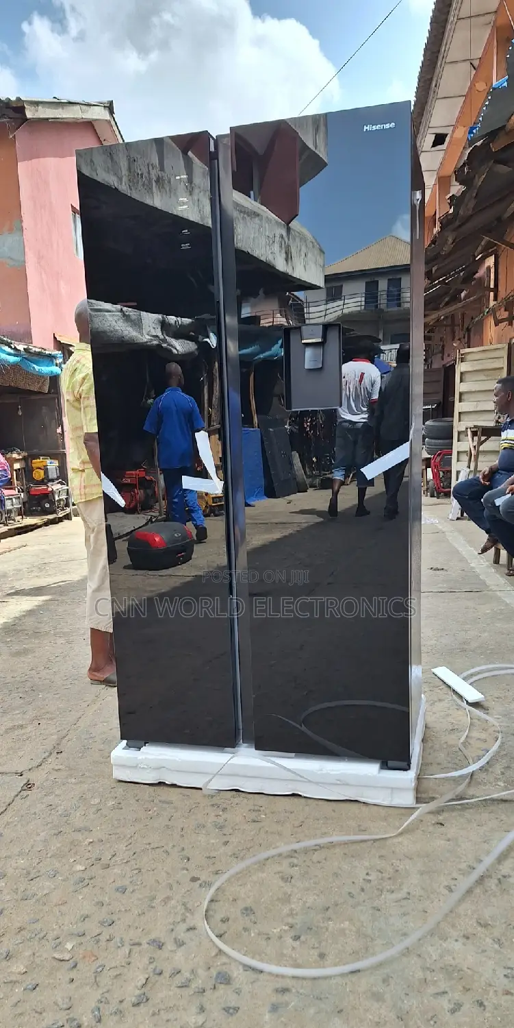 Hisense (529l) Side By Side Fridge With Dispenser Inverter