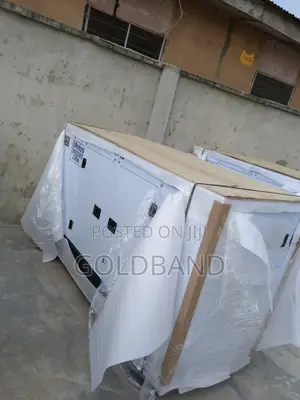 Powerful Perkins 22kva Soundproof Generator