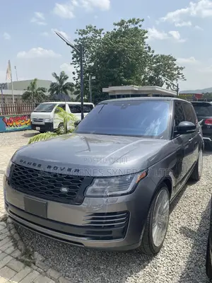 Photo - Land Rover Range Rover Vogue 2020 Gray