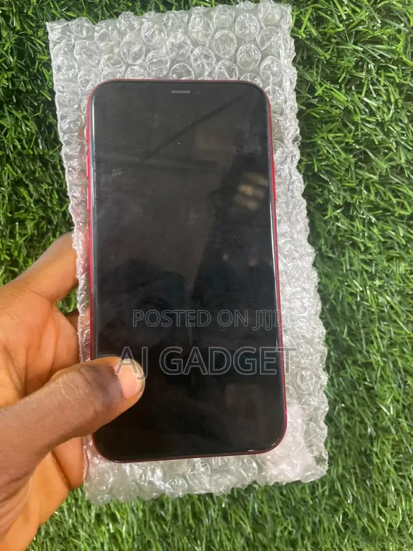 Apple iPhone 11 64 GB Red