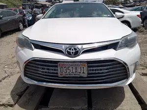 Toyota Avalon 2014 White