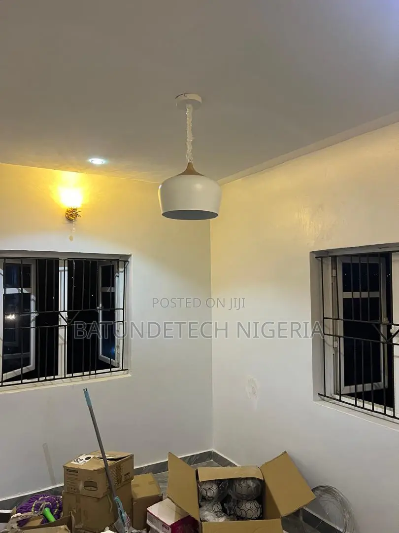 7bdrm Apartment in Igbogbo for rent