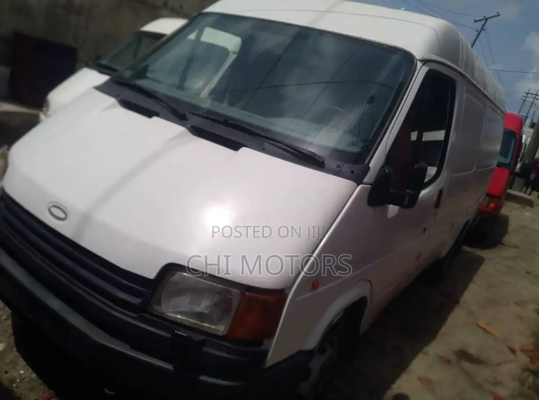 Ford Transit 2005 White