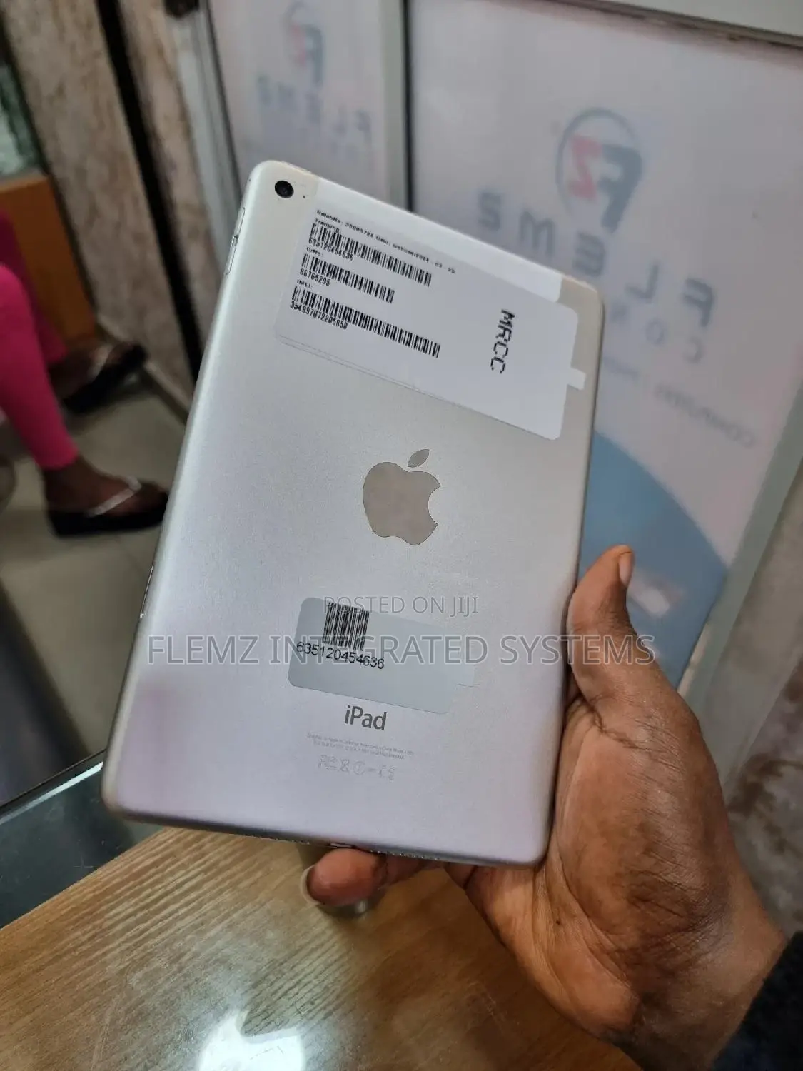 Apple iPad mini 4 64 GB Silver