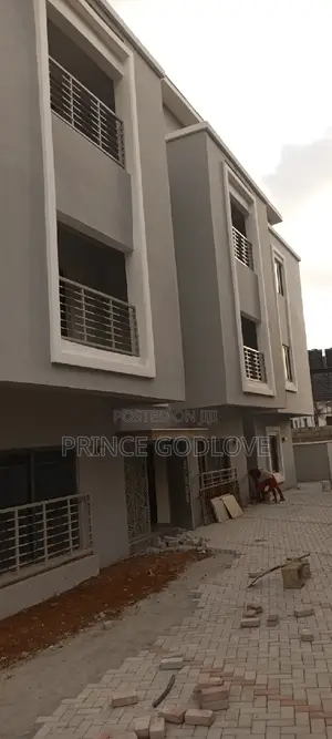 2bdrm Block of Flats in Rockville Estate, Dawaki for rent