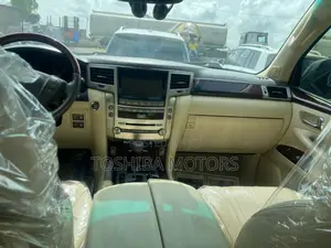 Lexus LX 570 AWD 2015 Black
