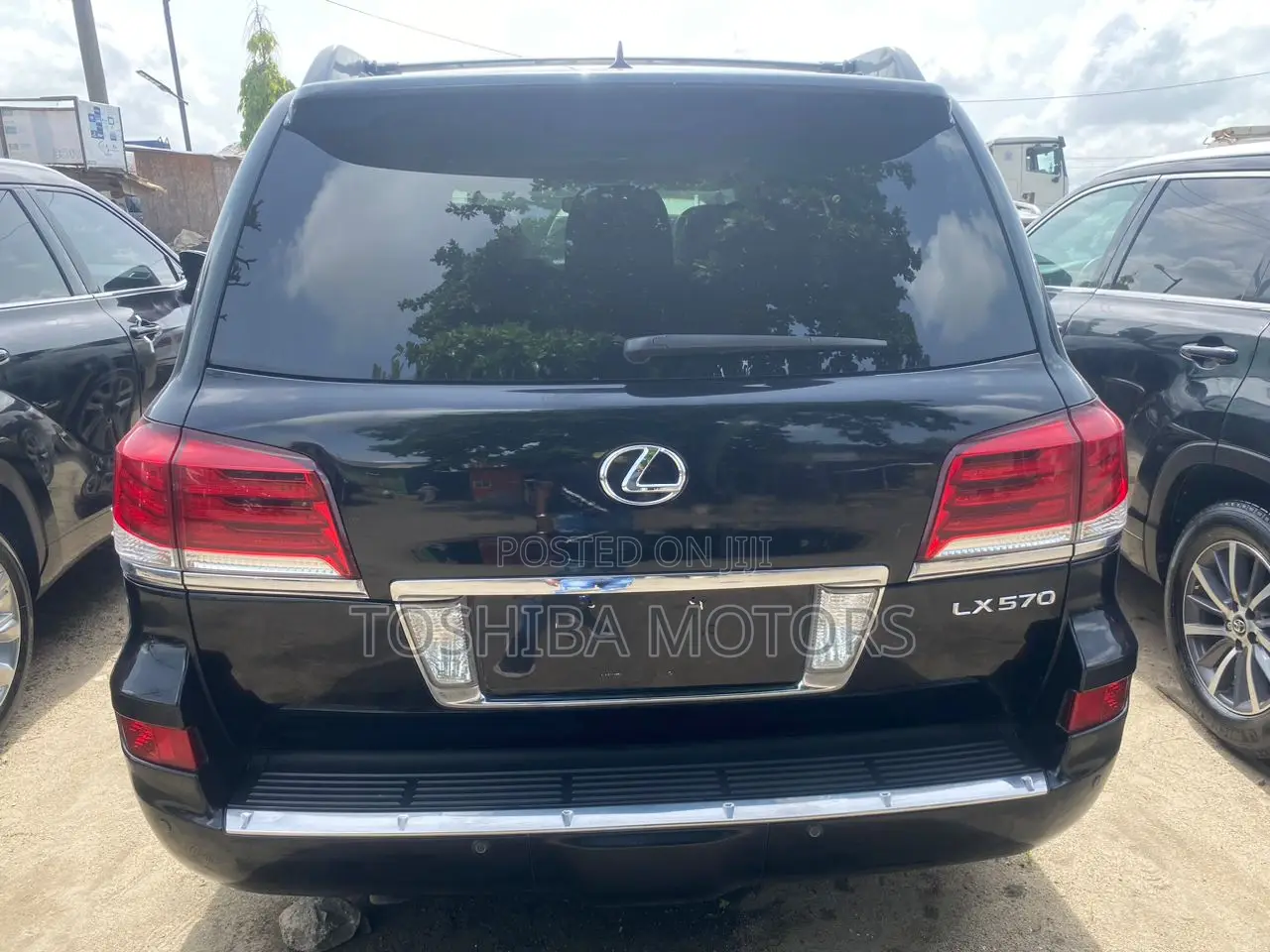 Lexus LX 570 AWD 2015 Black