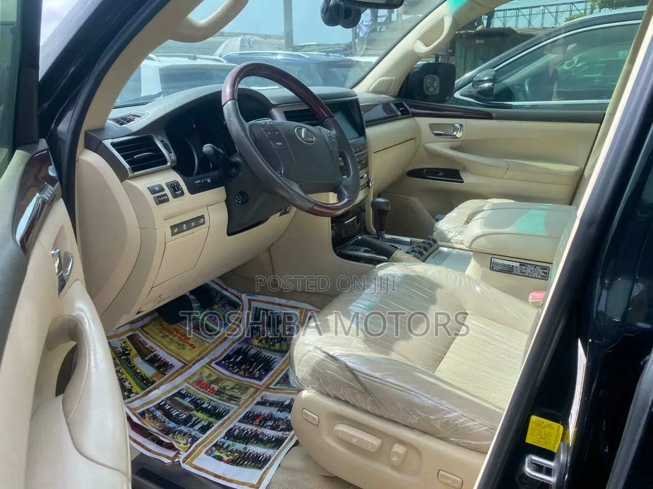 Lexus LX 570 AWD 2015 Black