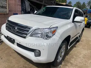 Lexus GX 460 Premium 2012 White