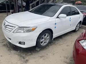 Toyota Camry 2010 White
