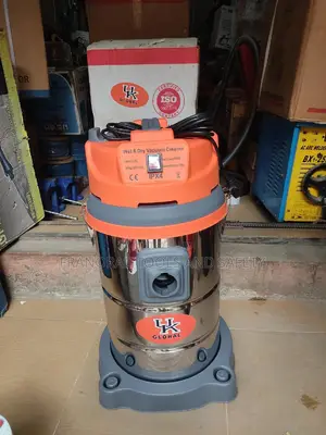 30L Vacuum Cleaner