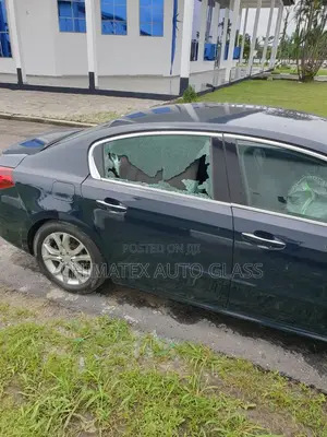 Door Glass for Peugeot 508 2015 Available