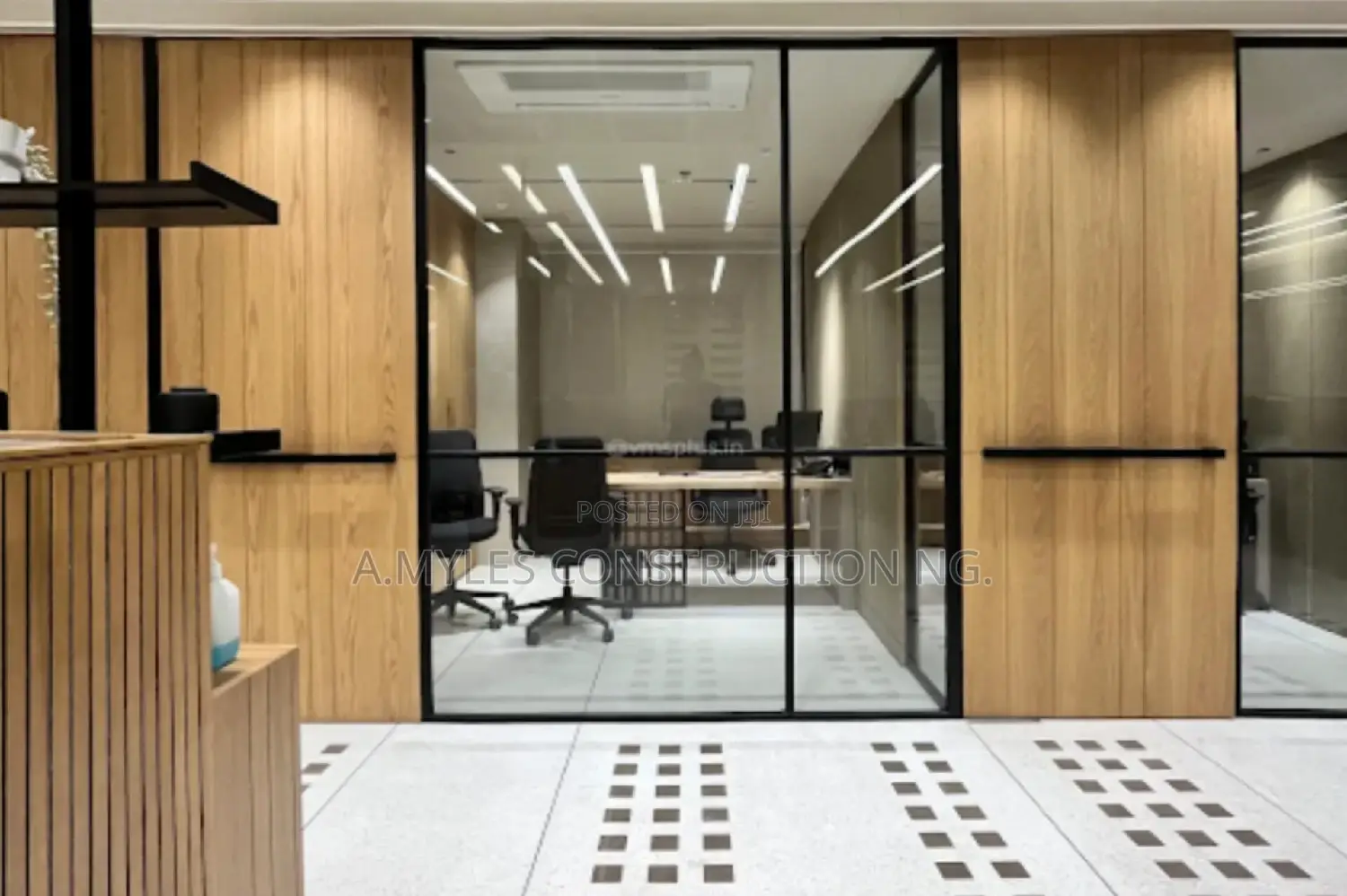 Bold Office Partition