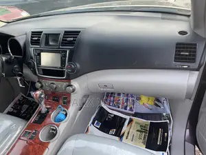 Toyota Highlander 2013 Red