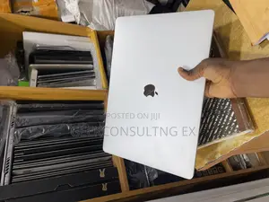 Laptop Apple MacBook Pro 2019 16GB Intel Core I7 SSD 512GB